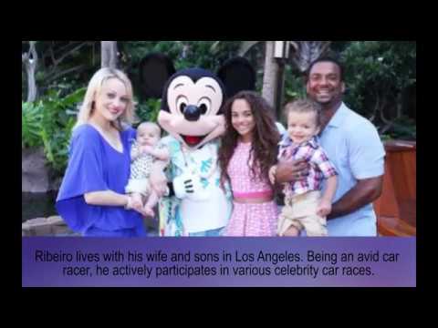 Video: Alfonso Ribeiro Netto waarde: Wiki, Getrouwd, Familie, Bruiloft, Salaris, Broers en zussen