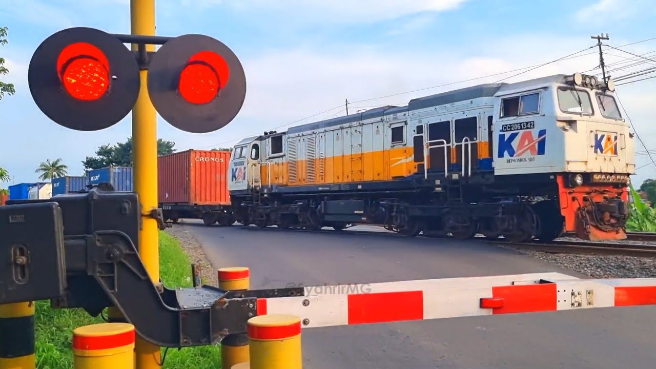 Perlintasan Kereta Api Jalan Provinsi & Jalan Nasional