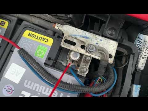 Защита клемм АКБ - YouTube