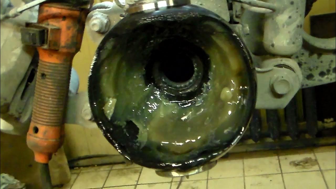 Сузуки Джимни замена сальника переднего моста, снятие ступичного ...