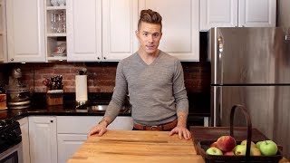 Theodore Leaf Living Big in Under 1,000 Square Feet: Clever Kitchen Storage