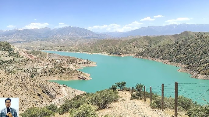 Semiz mitti porno tomosha qiling Malikaning jinsiy azolari