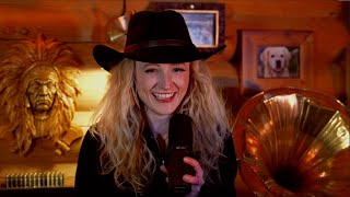 Janet Devlin - Emotional Rodeo (Live from the Vlog Cabin)