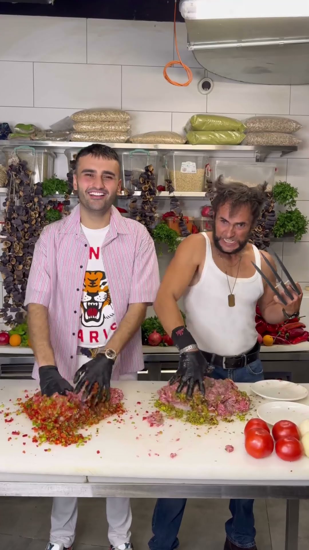 Czn Burak Vs Wolverine Kebap Show #shorts #cznburak