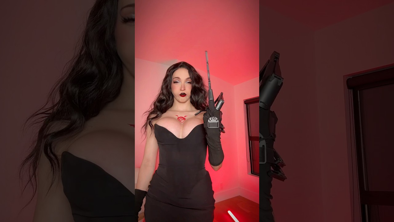 the fingers are my favorite part of this cosplay ngl #fullmetalalchemist #anime #cosplay