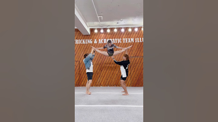공중에서 다리찢기⁉️😱 Teamwork Challenge