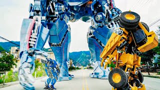 It's so funny. Transformers charged the toll. They were taught a lesson！变形金刚收过路费，结果被路人教训了！