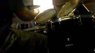 drum solo( with a failure one handed roll XD)