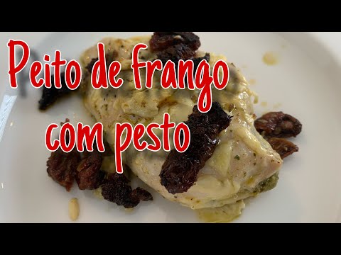 Vídeo: Como Fazer Peitos De Frango Ao Pesto