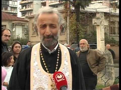 მეუფე გერასიმეს ლოცვა-კურთხევით დღეს ზუგდიდის ქუჩების კურთხევა დაიწყო