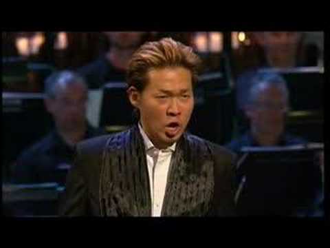 David DQ Lee, countertenor sings: "Va tacito" Giulio Cesare