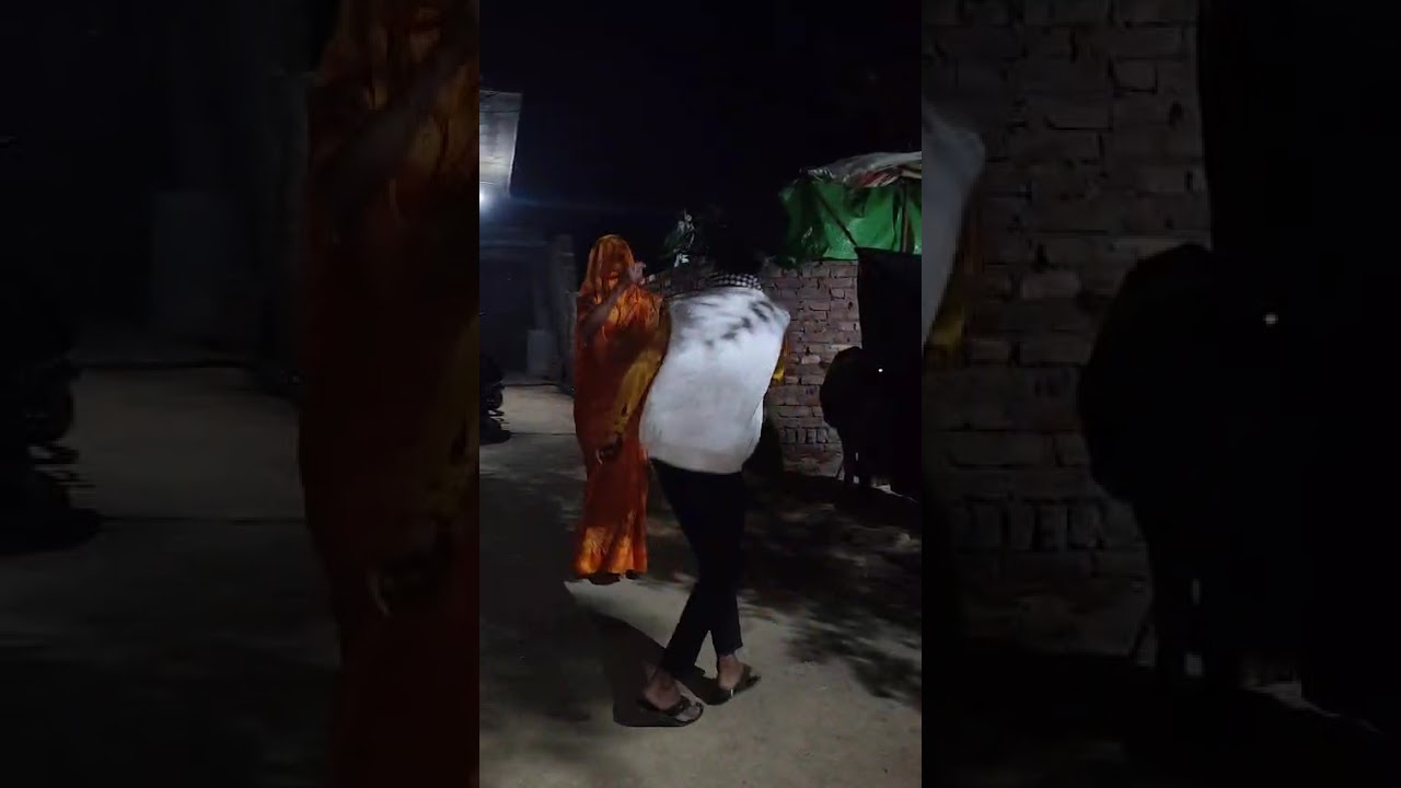 देवरा भाभी का डांस होलीका धमाका