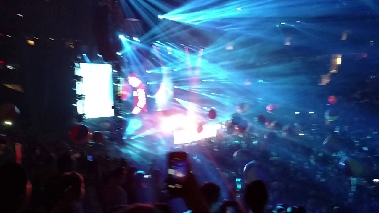 Skrillex & Diplo New Years Eve MSG Jack Ü LIVE pt2 YouTube