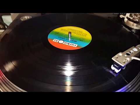 Muazzez Abacı - Bir Garip Orhan Veli (Long Play) TSM Super Stereo 1983