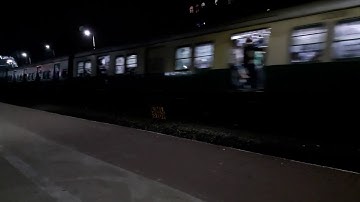 Howrah Bardhaman chordline local departing from Bally