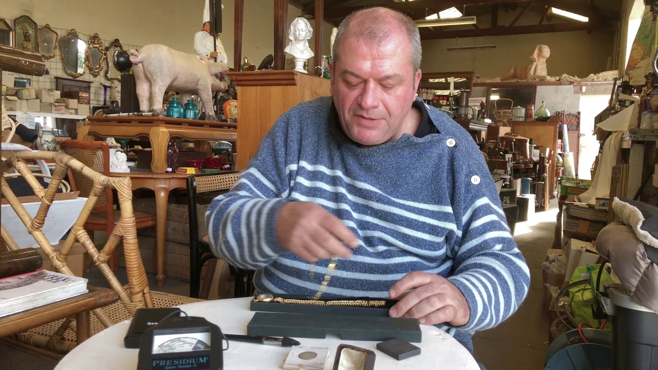 Chasseur de Brocante : Arnaque sur des bijoux en or.