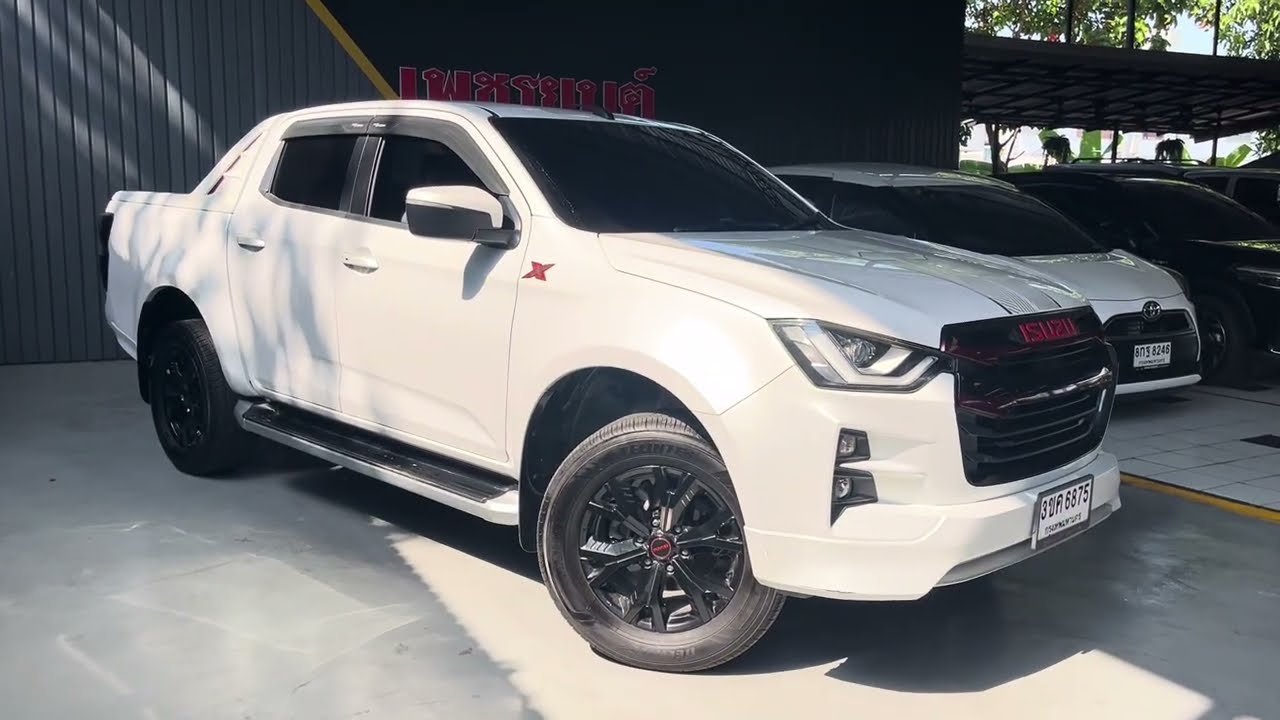 D-Max กระบะยกสูง 4 ประตู เกียร์ ธรรมดา ไมล์น้อยมาก ห้ามพลาด 