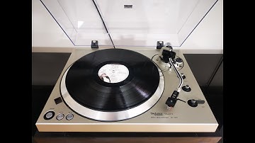 Technics SL-1301 Quartz-Locked Direct-Drive Automatic Turntable (1978)