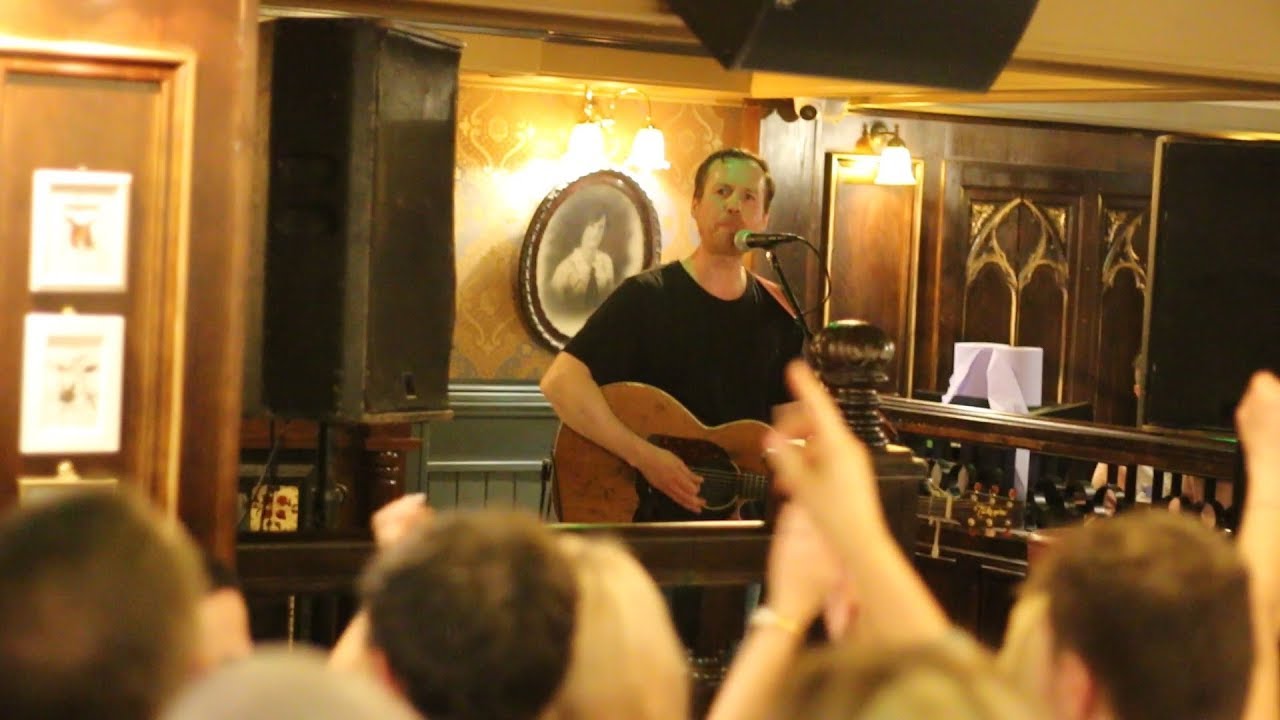 On The Road, part 2. Gary Og performs Back home in Derry