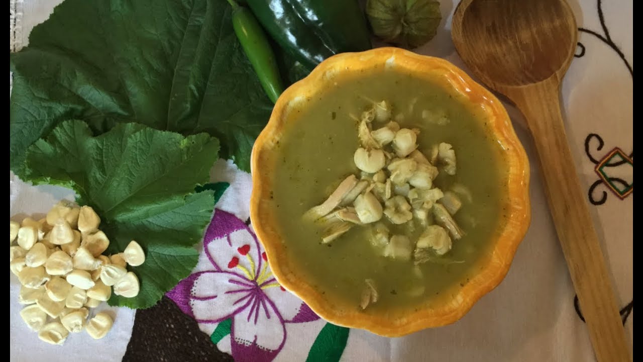 Pozole VERDE de pollo | Desde la preparación del maíz 🇲🇽