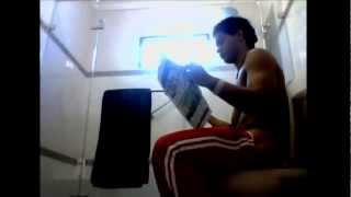 Harlem Shake at Bathroom by AzTruL