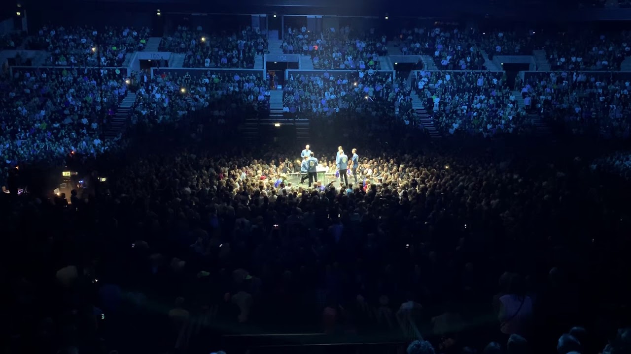 Nephew fest. Nik & Jay, Royal Arena Copenhagen 2018 YouTube