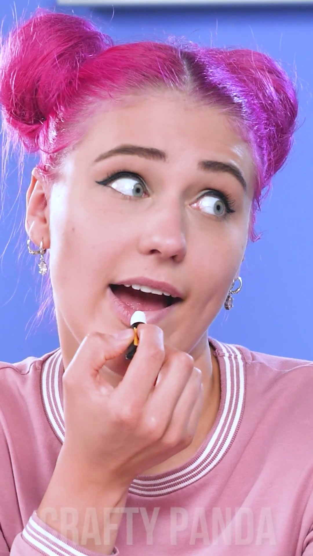 Pranking Friends with Super Glue – Hilarious Results! ?
