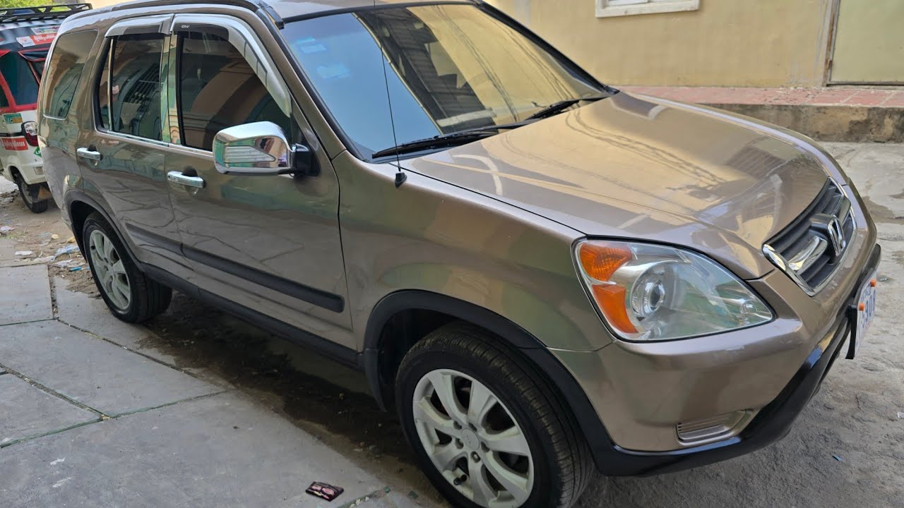 ឡានលក់ហុងដា crv ឆ្នាំផលិត 2002 តម្លៃ7900$ចចា/0962660800