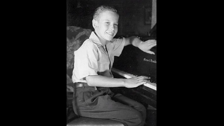 A young Lucien Leinfelder plays Schubert Impromptu