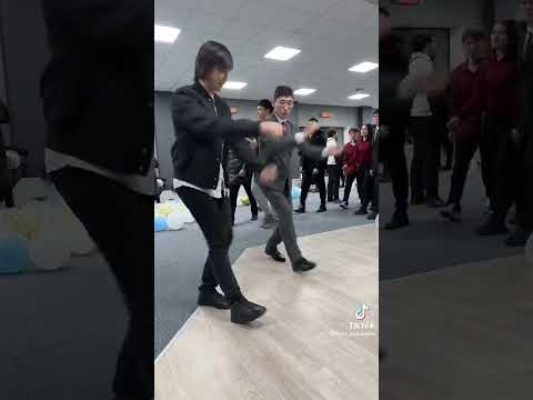 TİKTOK NEDEN CIRTI CIRTLAK SESİNİ KALDIRDI