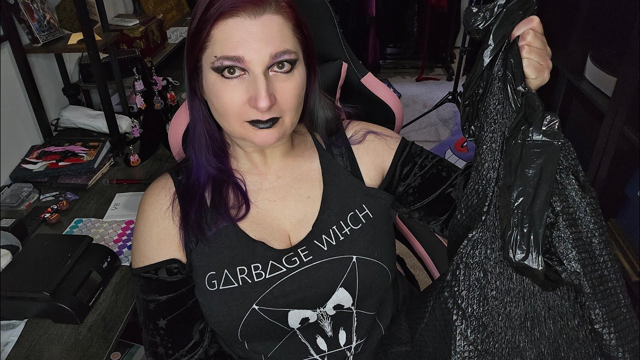 Небольшая покупка за 1 доллар в магазине DaaBIN: возвраты и излишки товаров с Amazon 💜🦇💜