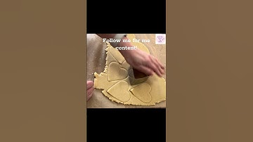 Do you want to learn how to decorate beautiful iced cookies? #cookieclass #learnwithme