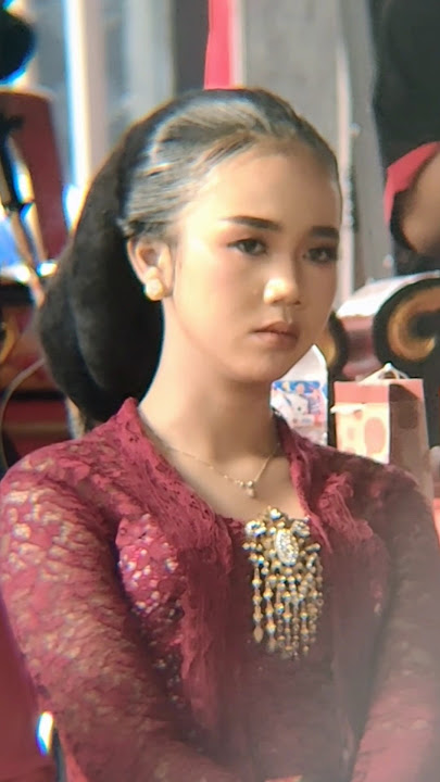 pesona sinden cantik