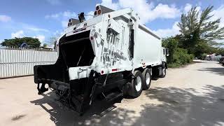 2011 Mack MRU613 E-Z Pack Rear Loader Garbage Truck