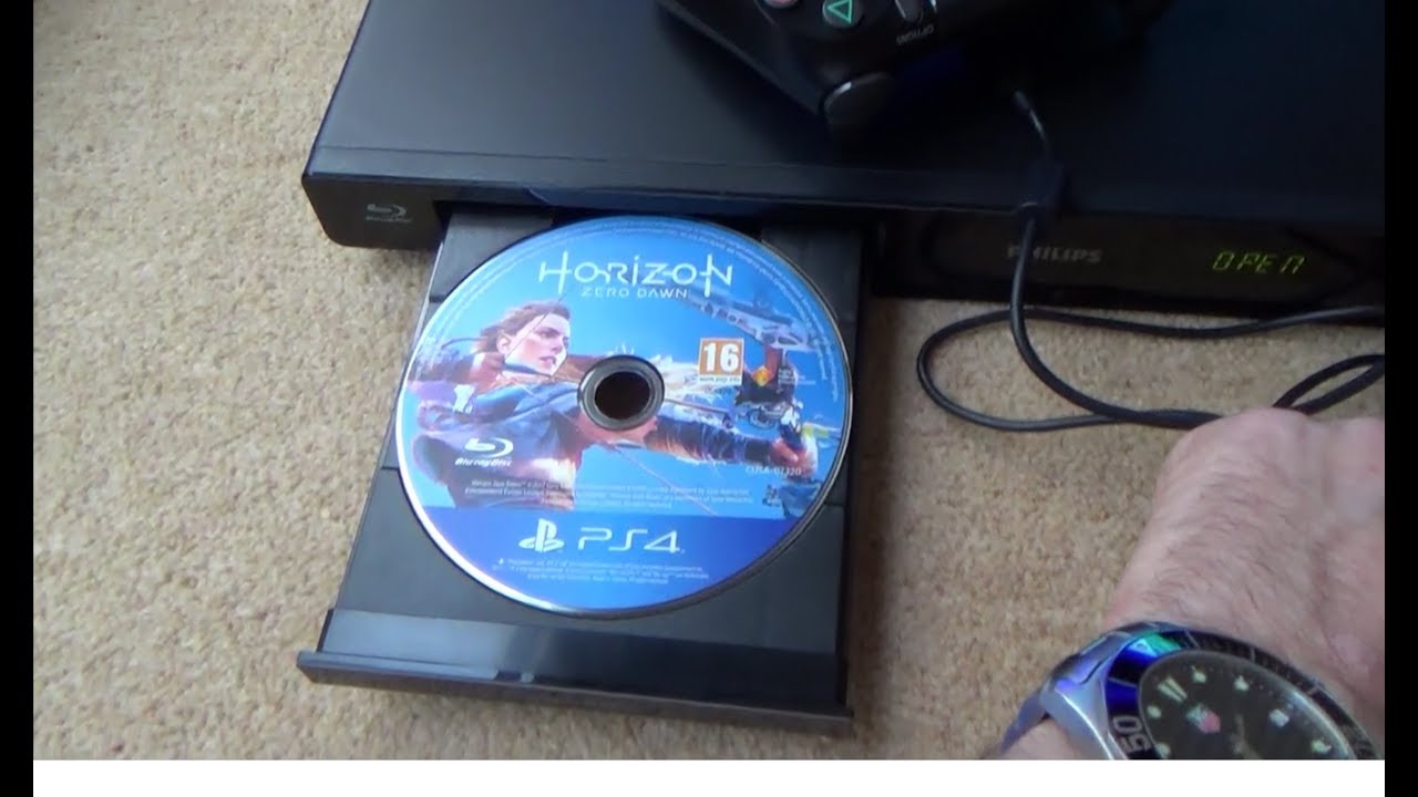 What Happens When you put a PS4 Game in Blu-ray Player - YouTube