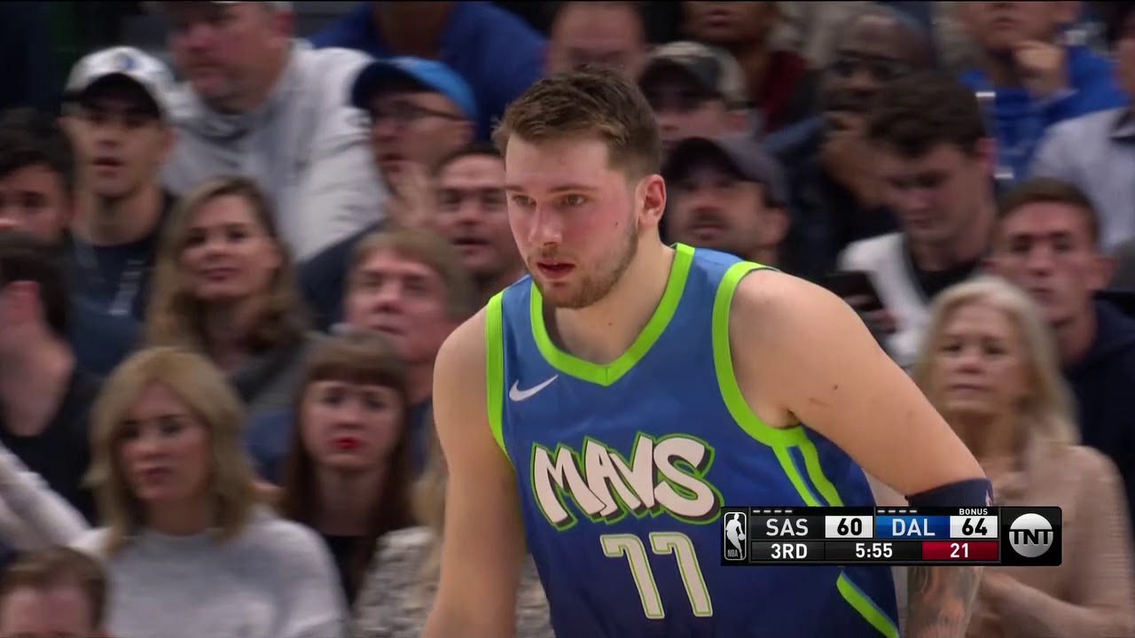 Luka Doncic Full Play vs San Antonio Spurs | 12/26/19 | Smart ...
