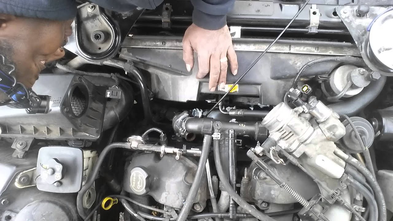 Removing thermostat 2001 Lincoln ls v6 - YouTube
