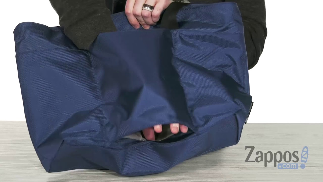 Victorinox Werks Traveler 6.0 Shopping Tote SKU: 9186296 - YouTube