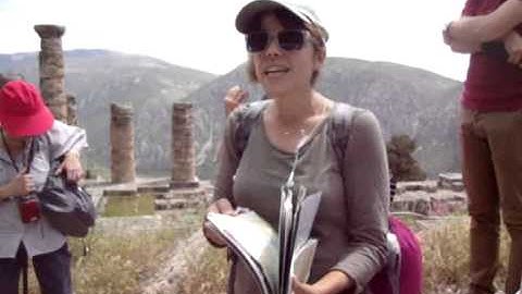 DELPHI, guide PENNY KOLOMVOTSOU explaining, 30-04-2015 AD