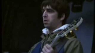 Oasis - intro + Acquiesce (peak of success) chords