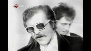 Cem Karaca & Apaşlar - Resimdeki Gözyaşları(1968)