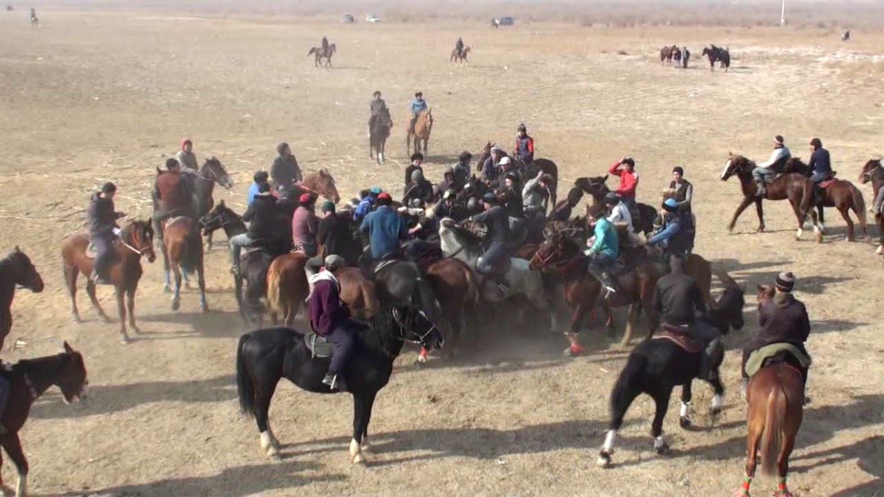 Атамекен ауылы 20 жылдыққа берілген Көкпар, 1984 жылғы жігіттер