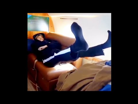 BTS FUNNY WHATSAPP STATUS | Jimin Want to Stretch his legs 😇😂😝