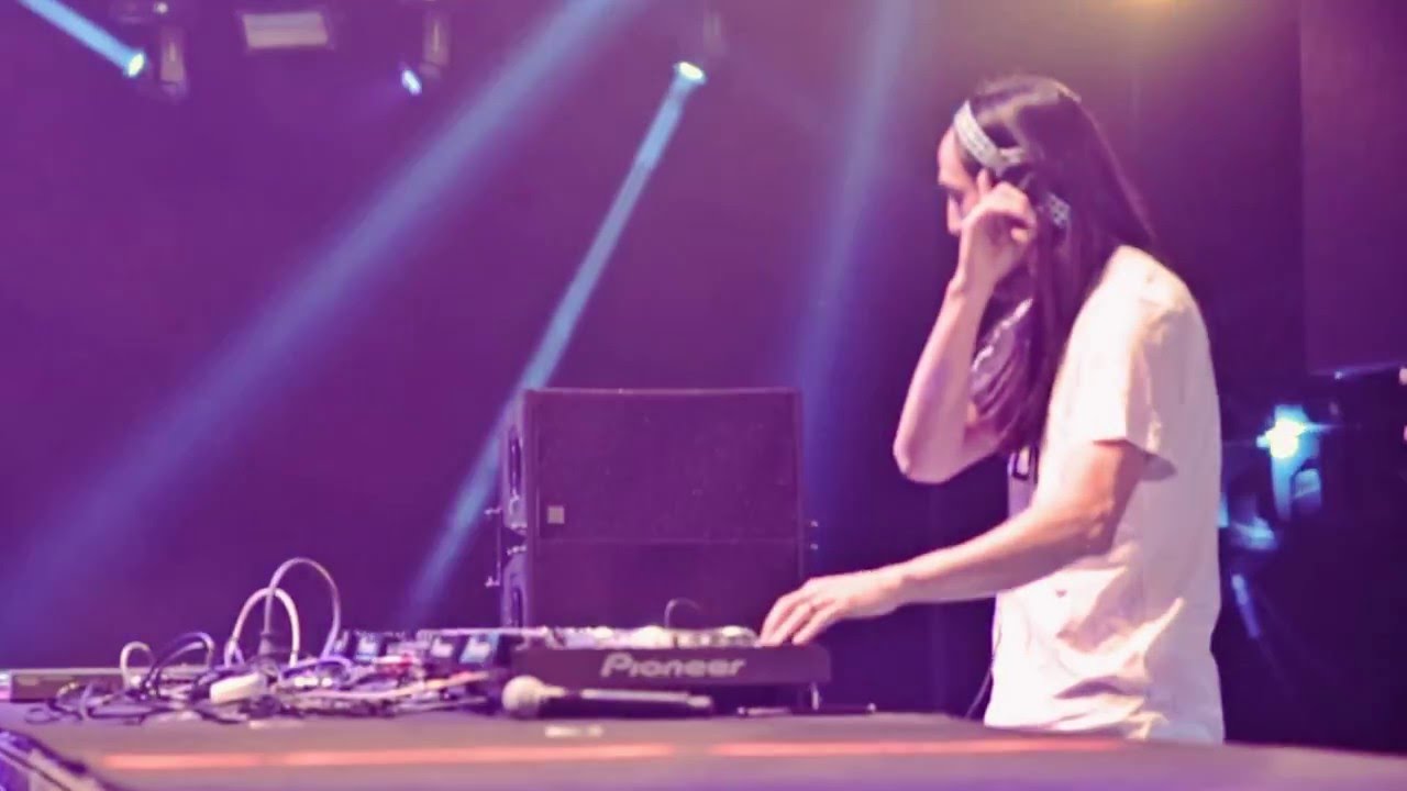 steve aoki volkswagen arena steve aoki s special moments volkswagen arena istanbul steve aoki volkswagen arena steve aoki s special moments volkswagen arena istanbul