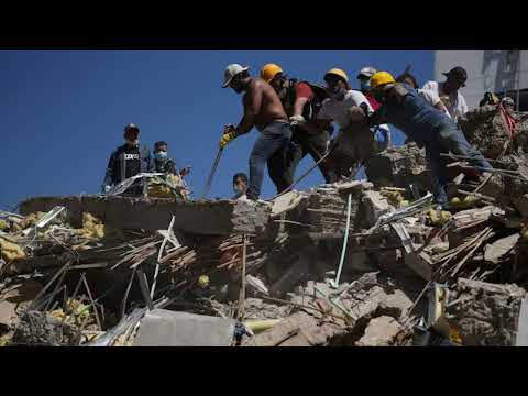TOLLING OF THE BELLS IN MEMORY OF THOSE LOST IN THE EARTHQUAKE | PADREOSCARDELAVEGA