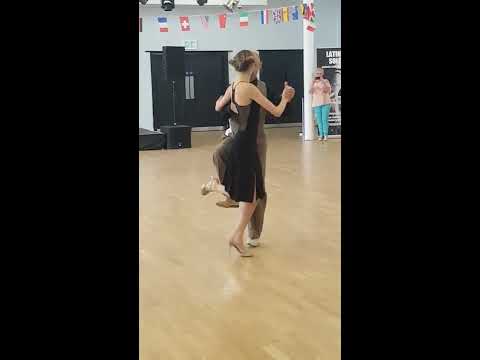 Richard Manuel & Tamsyn Webb performance milonga La Cicatriz WODW 2019