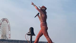 Lainey Wilson Live  What’s Up (4 Non Blondes cover)  Barefoot Country Music Festival, NJ  6/18/23