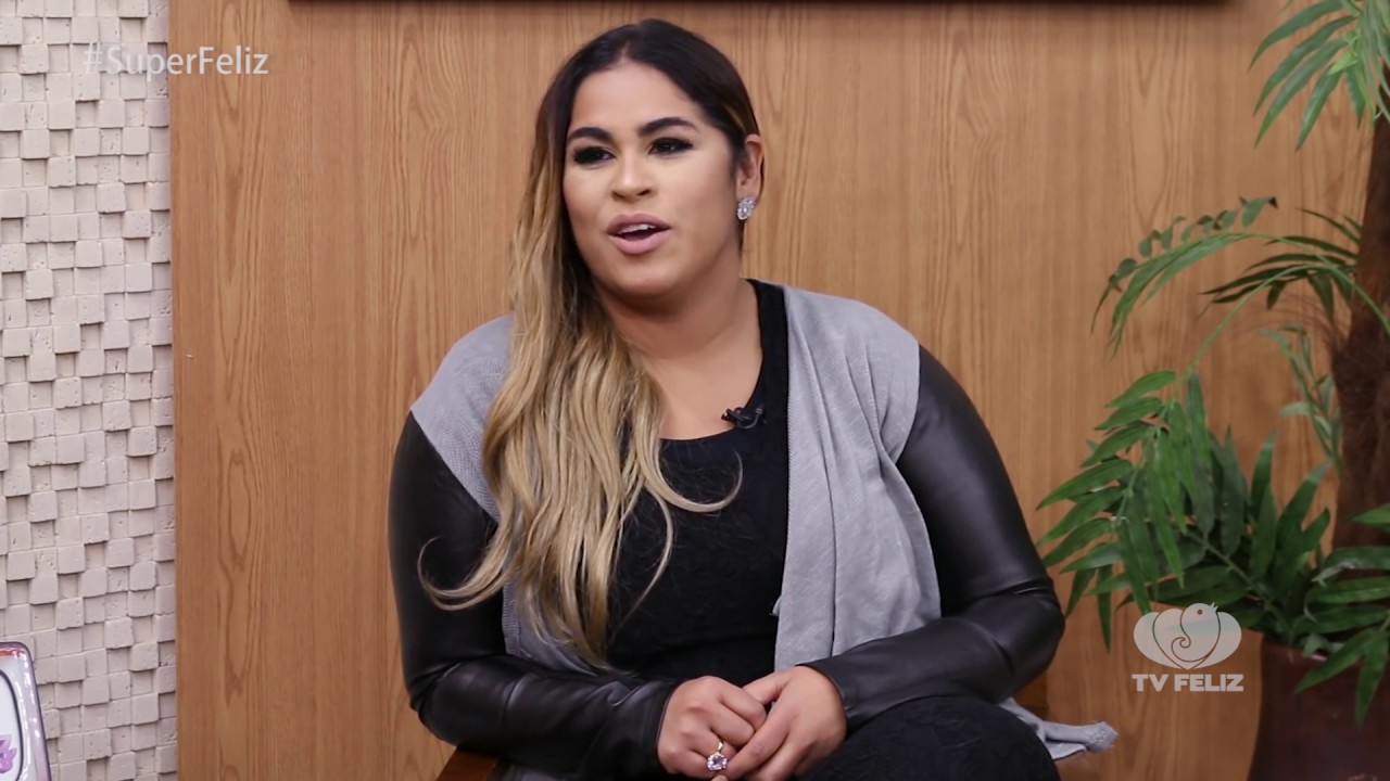 Bianca Pagliarin entrevista a cantora Michelle Nascimento superliga argentina