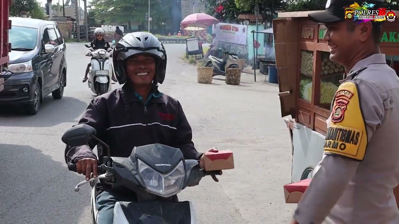 Polsek Lawang Kidul Tebar Berkah Ramadhan, 150 Takjil Dibagikan untuk Warga