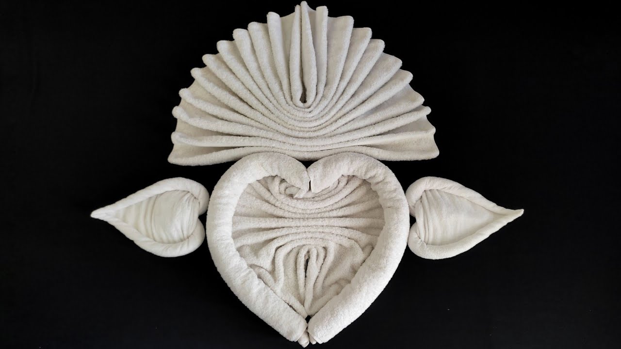 Towel art | Heart Towel folding | Towel folding design | Romantic Towel ...